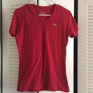 Berry Under Armour Heat Gear V Neck T-Shirt